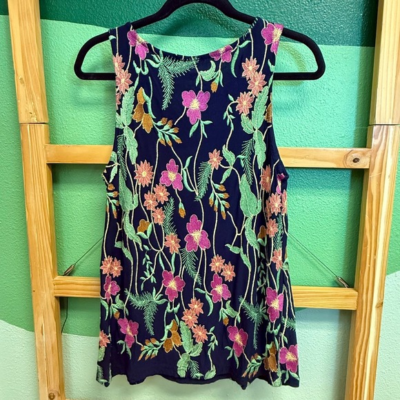 Meadow Rue Anthropologie Embroidered Floral‎ Top Blue Green Size M - Picture 4 of 4